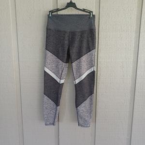 Alo Yoga Sheila 7/8 High-Rise Alosoft Leggings Size M